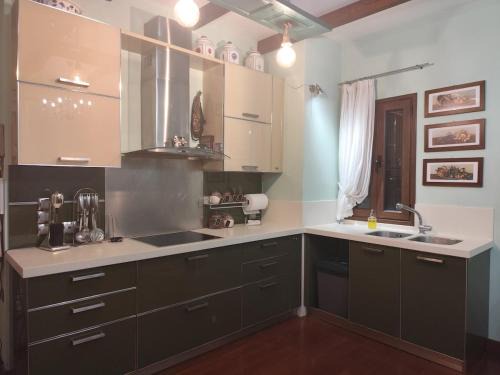 Delfoi Apartment | Green house in Chrisso