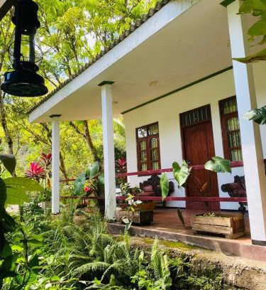 Ratnapura Bed & Breakfast | Green Leaf Holiday Bungalow