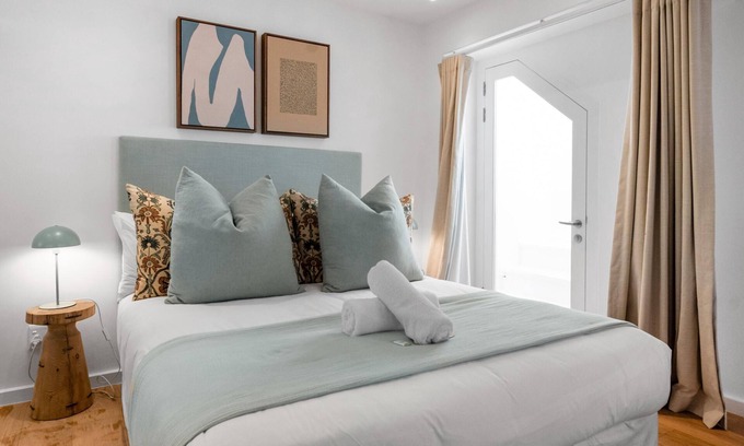 Green Point Apartment | Green Point Charming Studio Apartment with Patio