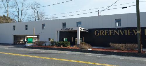 Riverhead Hotel | Greenview Inn Riverhead