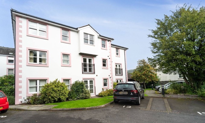 Keswick Cottage | Greta Bank - an apartment that sleeps 4 guests in 2 bedrooms