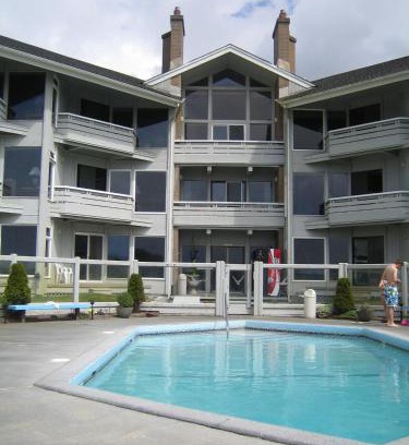 Ocean Shores Apartment | Grey Gull