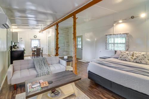 Harrison Apartment | Grill and Fire Pit Cabin with Mtn Views in Harrison