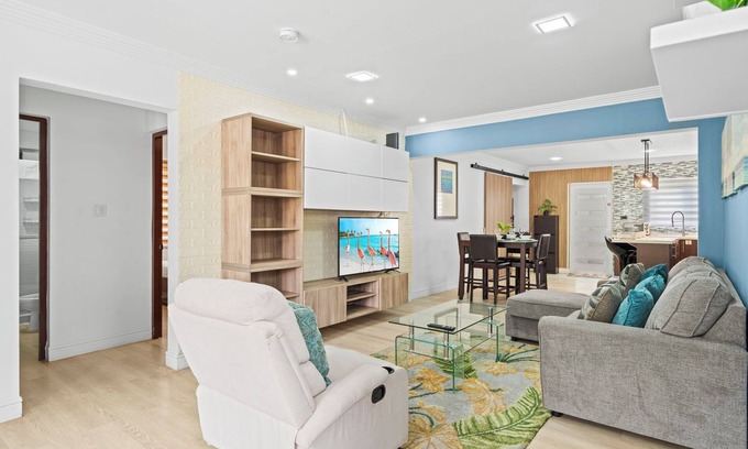 Oranjestad House | Grill, Chill & Gazebo Thrill – Solito’s Best 3-BDR Stay Yet