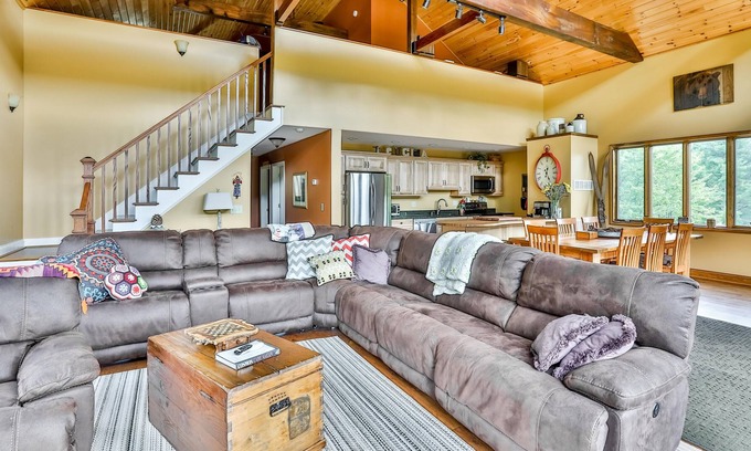 Jewett House | Grill & Chill Retreat: Expansive Deck & Fire Pit