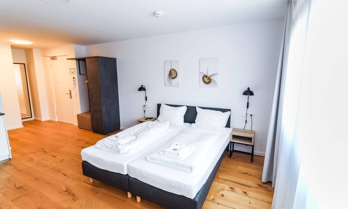 Friedrichshain Apartment | Großzügiges Apartment im 1.OG mit Lift in Berlin