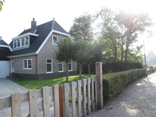Groet Villa | Groet Villa Stay with Garden Views
