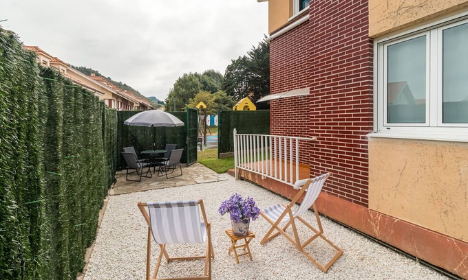 Liencres Apartment | Ground Floor Apartment with Garden 'Costa Quebrada'