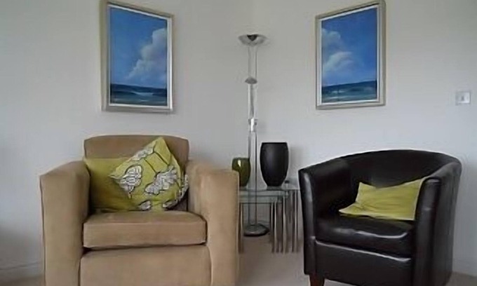 Fowey Apartment | Ground Floor Modern Apartment With Countryside Views. 4 star rating.