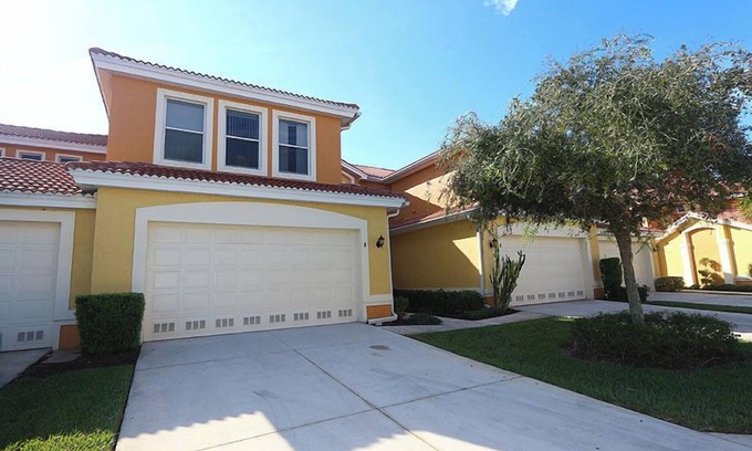 Biggar Condo | Ground-level condominium has all you need to make yourself feel at home! - Avalon Preserve 503
