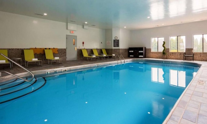 Blaine House | Group Vacation Destination, 2 Awesome Units, Minutes to Wheeling Island Casino