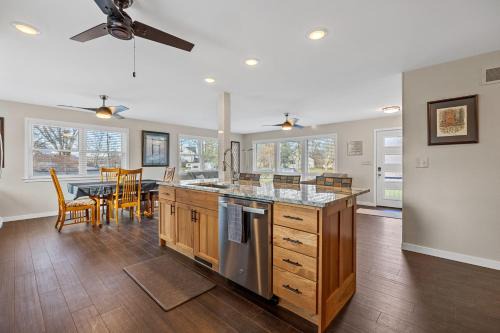 Iowa City House | Gs Home Away from Home