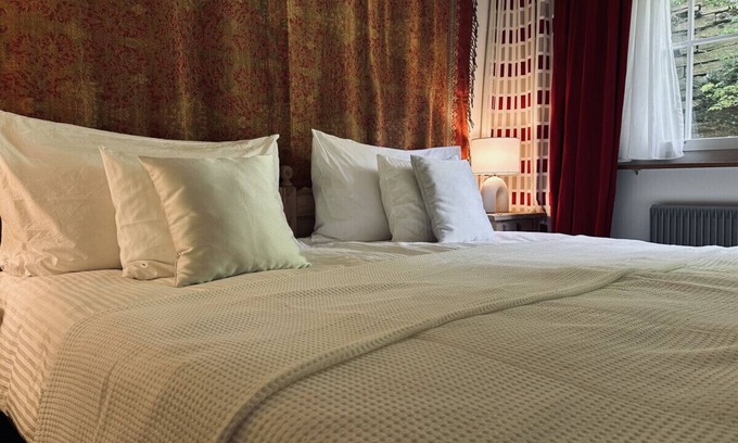 Zweisimmen Nr Gstaad Apartment | Gstaad Central and View