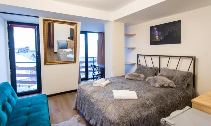 Kazbegi Apartment | Gudauri Ski Resort Escape, Studio Flat