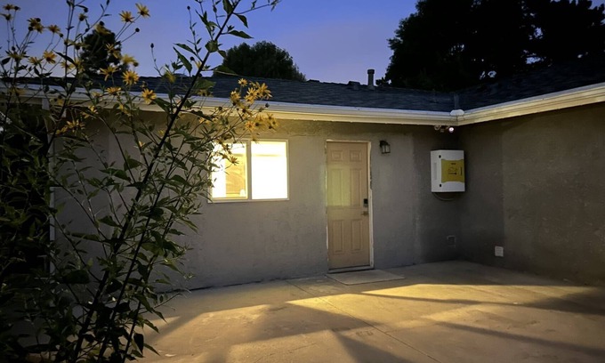 Thousand Oaks House | Guest House Casa De Thousand Oaks