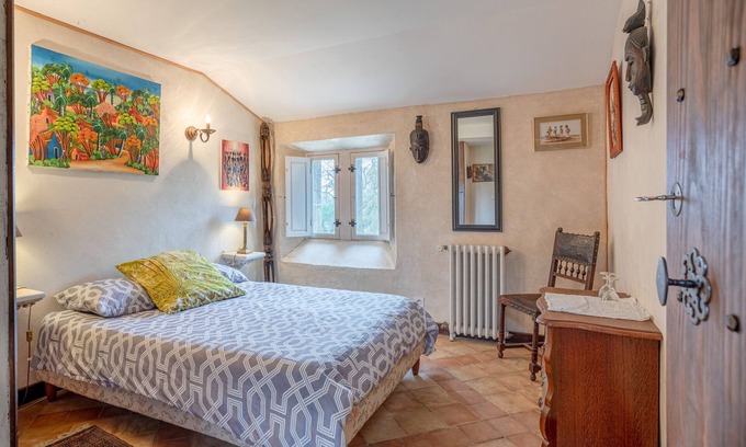Landevieille Bed & Breakfast | Guest House 'Chambre Afrique' with Shared Garden and Wi-Fi