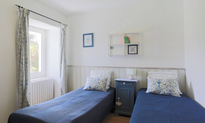 Pontrieux Bed & Breakfast | Guest House 'Chambre Jardin 1 Ou 2 Lits' with Shared Terrace, Shared Garden and Wi-Fi