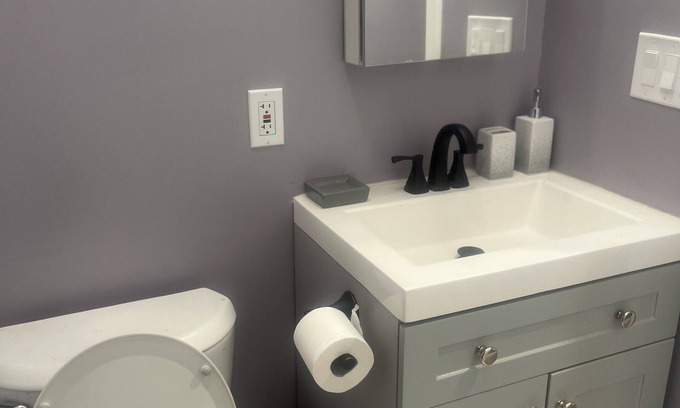 Downey House | Guest House in the beautiful City of Downey