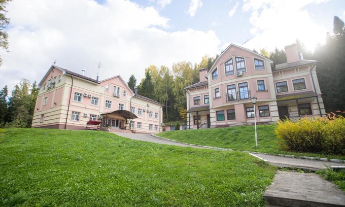 Plyos House | Guest House Itil