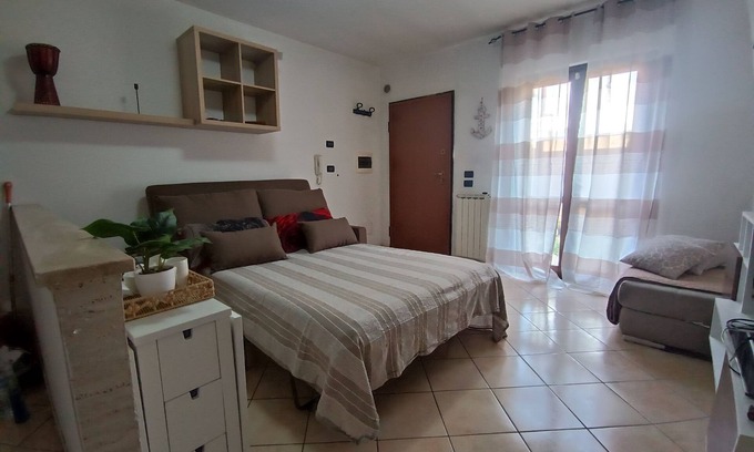 Campo Ascolano House | GUEST HOUSE RIVA TOGNAZZI DETACHED HOUSE, QUIET STAY HOLES CITY.
