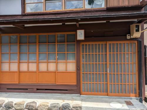 Hachiman-cho Apartment | Guest HouseSAKAI