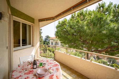 Sanremo Apartment | GuestHost - Sanremo Balcony Apartment with Parking