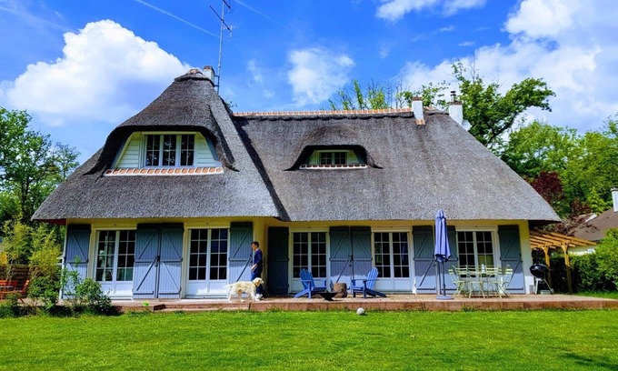 Lamorlaye House | Guesthouse, charm and peace near Paris