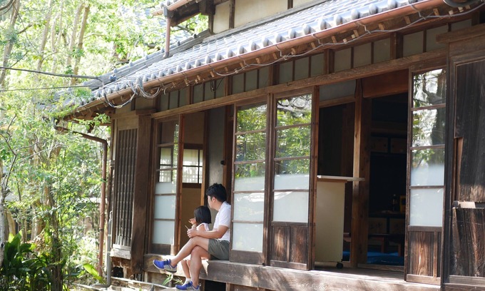 Izunokuni House | Guesthouse in a 100-year-old farmhouse - experience Satoyama by cooking rice in a kamado (wooden oven), harvesting rice, etc. Pets allowed