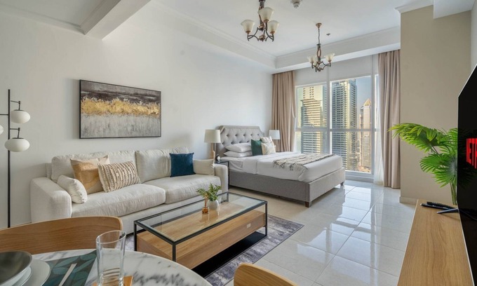 Downtown Dubai Apartment | GuestReady - A break in the clouds at Court Tower