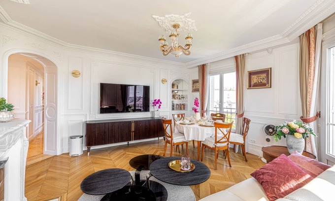 Les Halles Apartment | GuestReady - Charming stay near Museum of Illusion