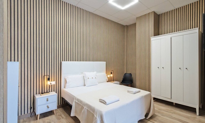 La Malva-rosa Apartment | GuestReady Essential - Quaint Valencia Stay