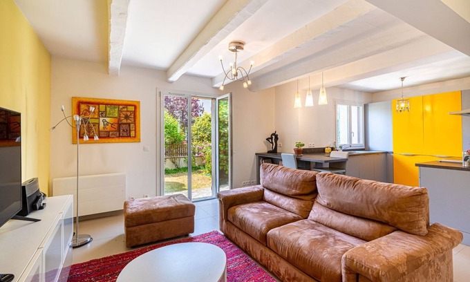 13th Arrondissement Gobelins Apartment | GuestReady - Fabulous House in Clamart