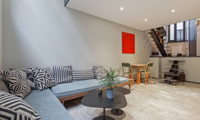 Porte-Saint-Martin Apartment | GuestReady - Gorgeous Duplex in Central Paris