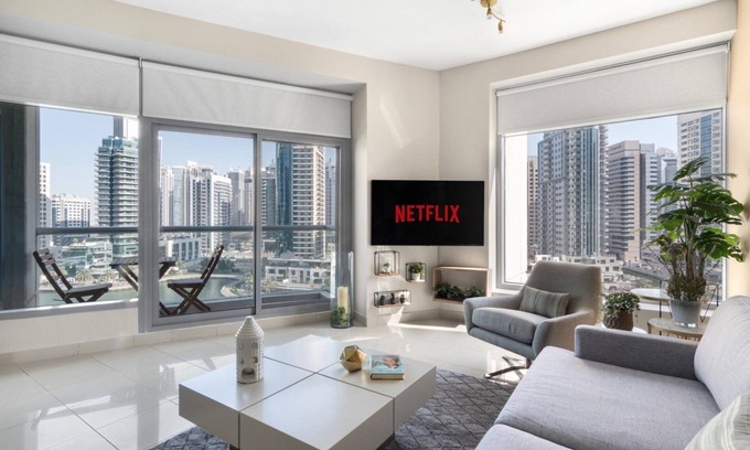 Dubai Marina Apartment | GuestReady - Marina View | Fairfield Tower