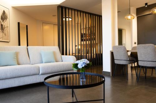 Altozano-Conde Lumiares Apartment | Guillman Suites