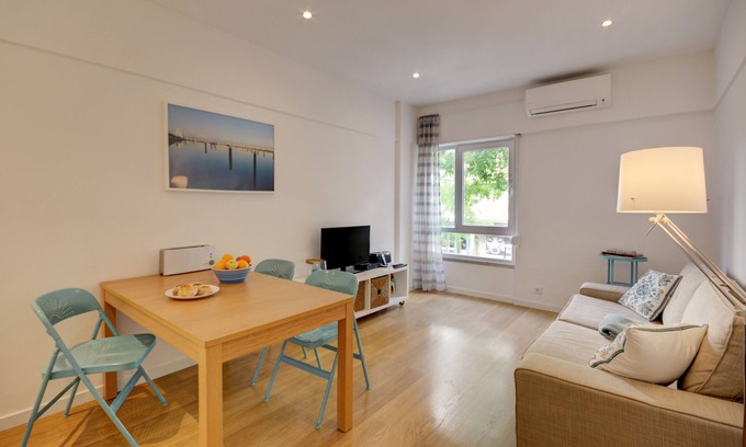 Sao Sebastiao da Pedreira Apartment | Gulbenkian & El Corte Inglés @ Av Ressano Garcia