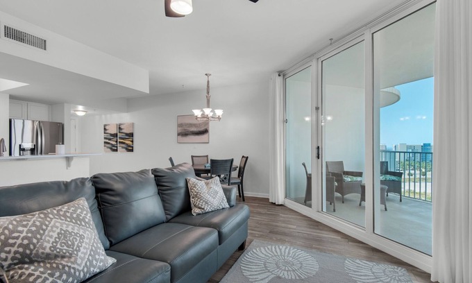 Indian Bayou Resort | Gulf & Bay View 11th floor Destin resort 2 bed, 2 bath near white sand beaches