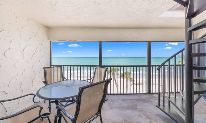 Sanibel Condo | Gulf-Front Penthouse Condo with Rooftop Sundeck | 2 Bedrooms | Sleeps 6
