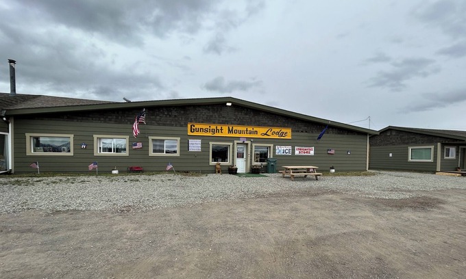 Buffalo Soapstone Cabin | Gunsight Mountain Lodge