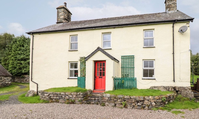 Dolgellau Cottage | GWENGRAIG, pet friendly, character holiday cottage in Dolgellau