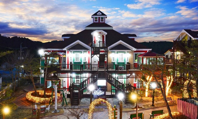 Gyeongju House | Gyeongju Euro Vill Spa Pension