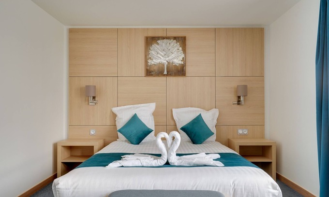 Coignieres Hotel | Hôtel du Golf - Coignières