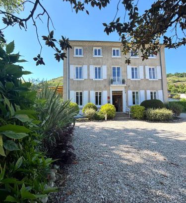 Saint-Desirat Hotel | Hôtel Restaurant La Désirade