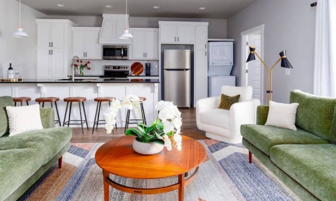 Central Oklahoma City Condo | H1/H3/H5 Spacious & Urban Modern Condo - 3 units!
