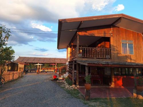 Fang House | Ha Me Garden ฮามีการ์เด้น โฮมสเตย์ฝาง