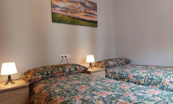 Iralabarri House | Habitación en apartamento con zonas comunes compartida H1