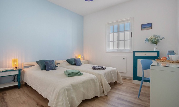 Garachico Apartment | 'Habitación Lagarto' with Shared Terrace and Wi-Fi