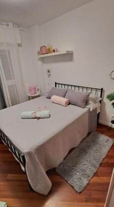 Basurtu House | Habitacion con salida directa a terraza chill out