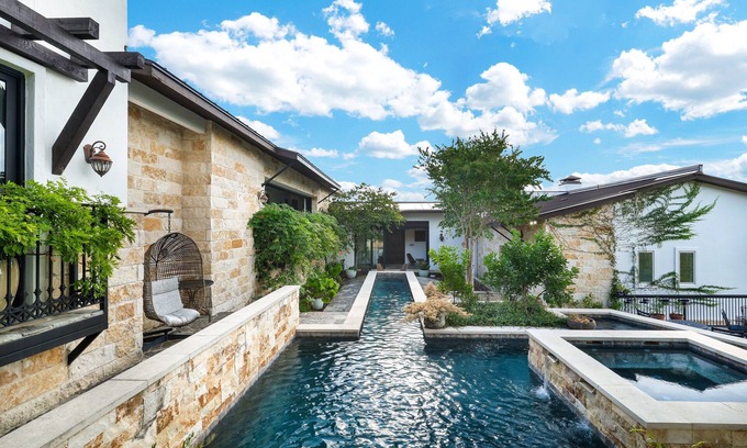 Forest Crest House | Hacienda - A Birdy Vacation Rental