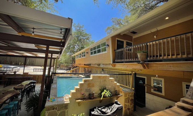 Concan Villa | Haggville Hacienda - Private Riverfront @Vacation Frio River - Pool